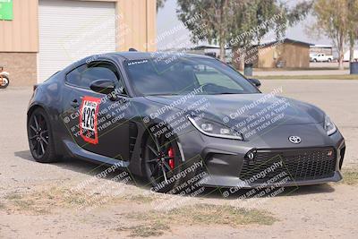 media/Oct-19-2025-Speed Ventures (Sun) [[a6e7fe67be]]/Around the Pits/